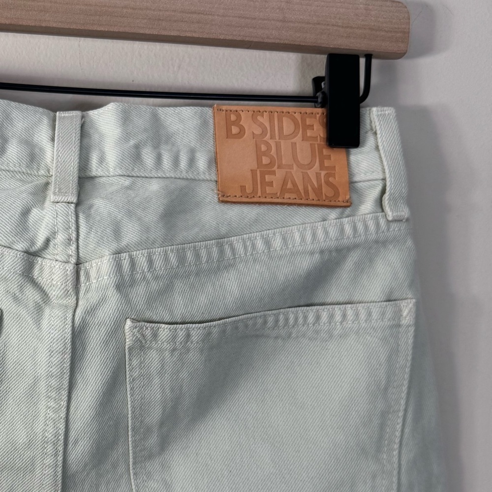 B Sides Straight Leg Tapered Jean Size 24 NWT